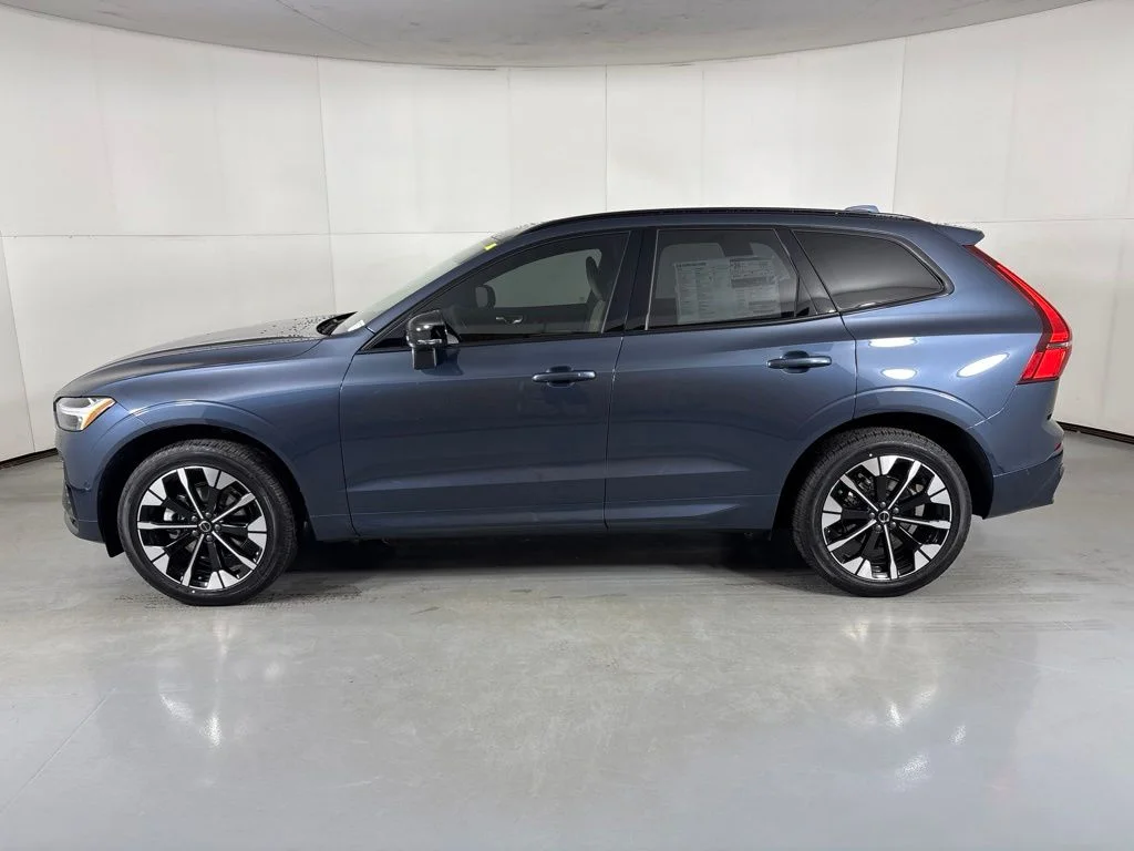 New 2026 Denim Blue Metallic Volvo Plus image 5