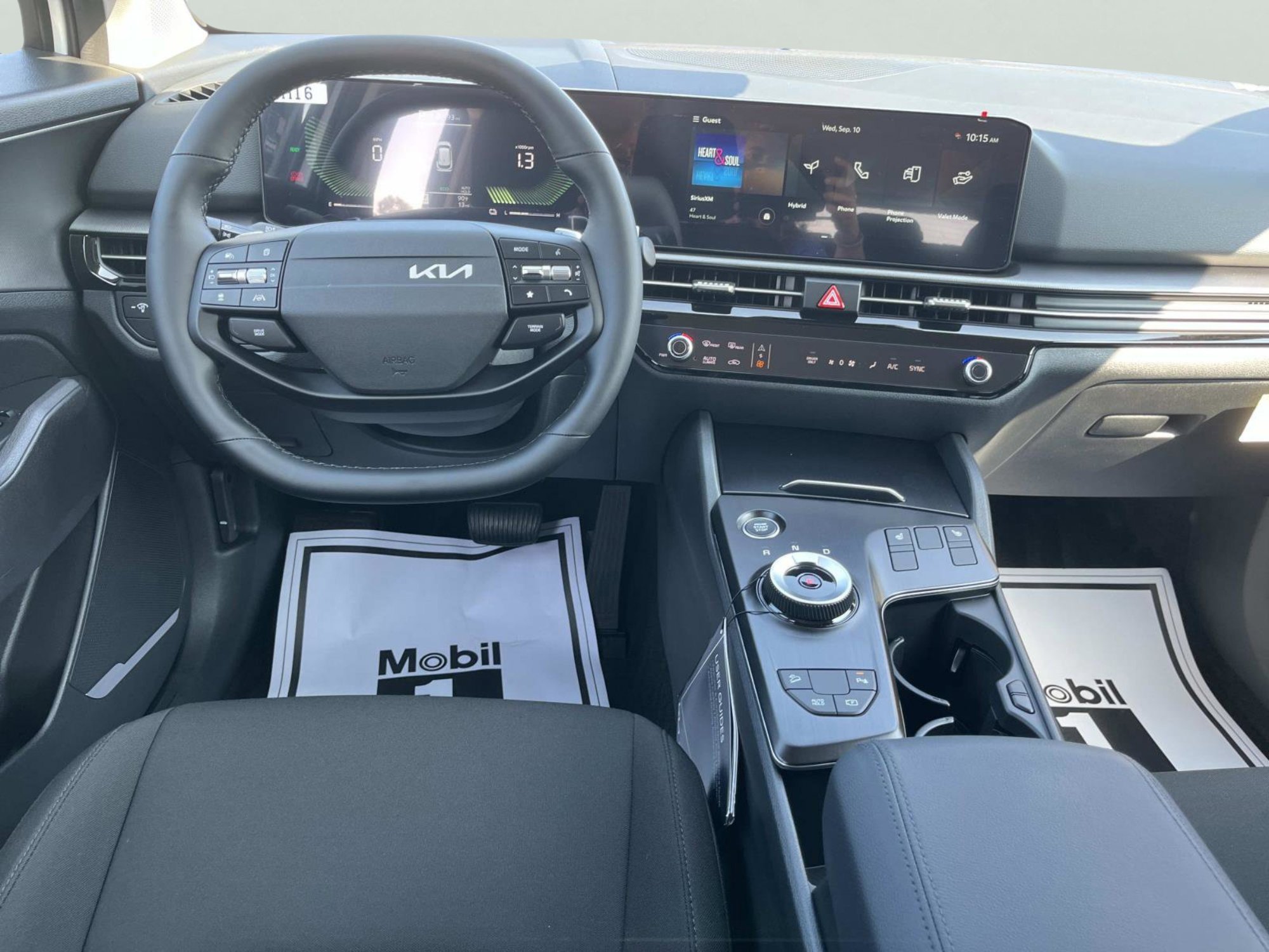 New 2026 Snow White Pearl Kia S image 13