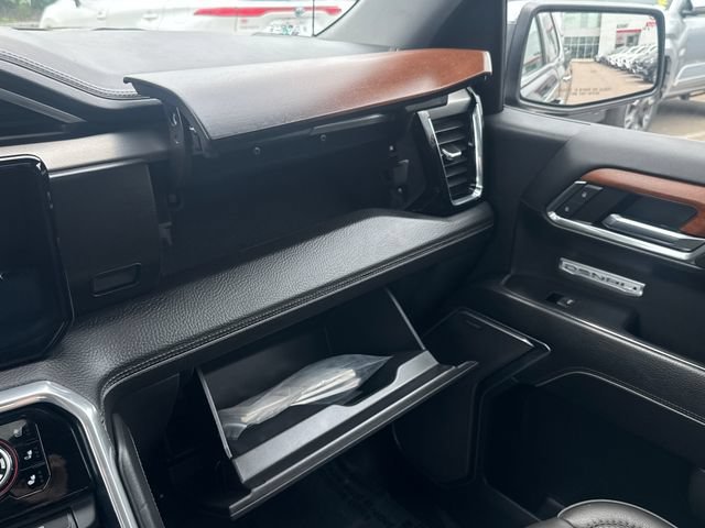 Used 2023 ONYX BLACK GMC Denali image 41