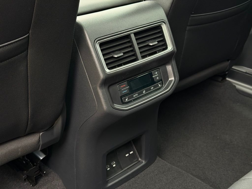 New 2026 Gray Volkswagen 2.0T SEL image 29