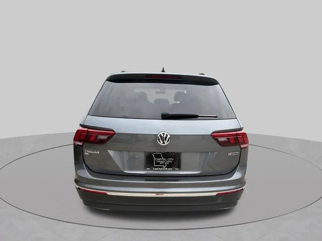 Used 2021 Gray Volkswagen  image 4