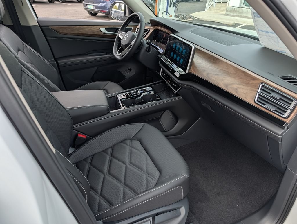2026 Volkswagen Atlas SE w/Tech - Photo 22