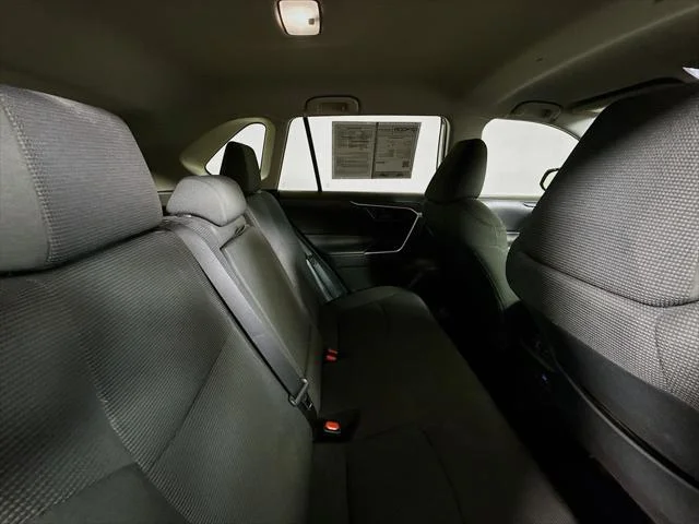 Certified Used 2022 SILVER SKY METALLIC Toyota  image 27