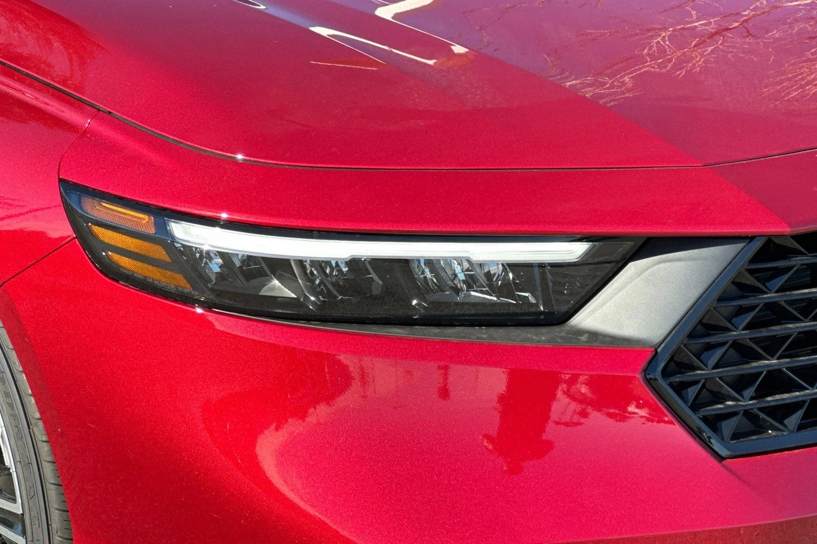 New 2026 Radiant Red Metallic Honda SE image 28