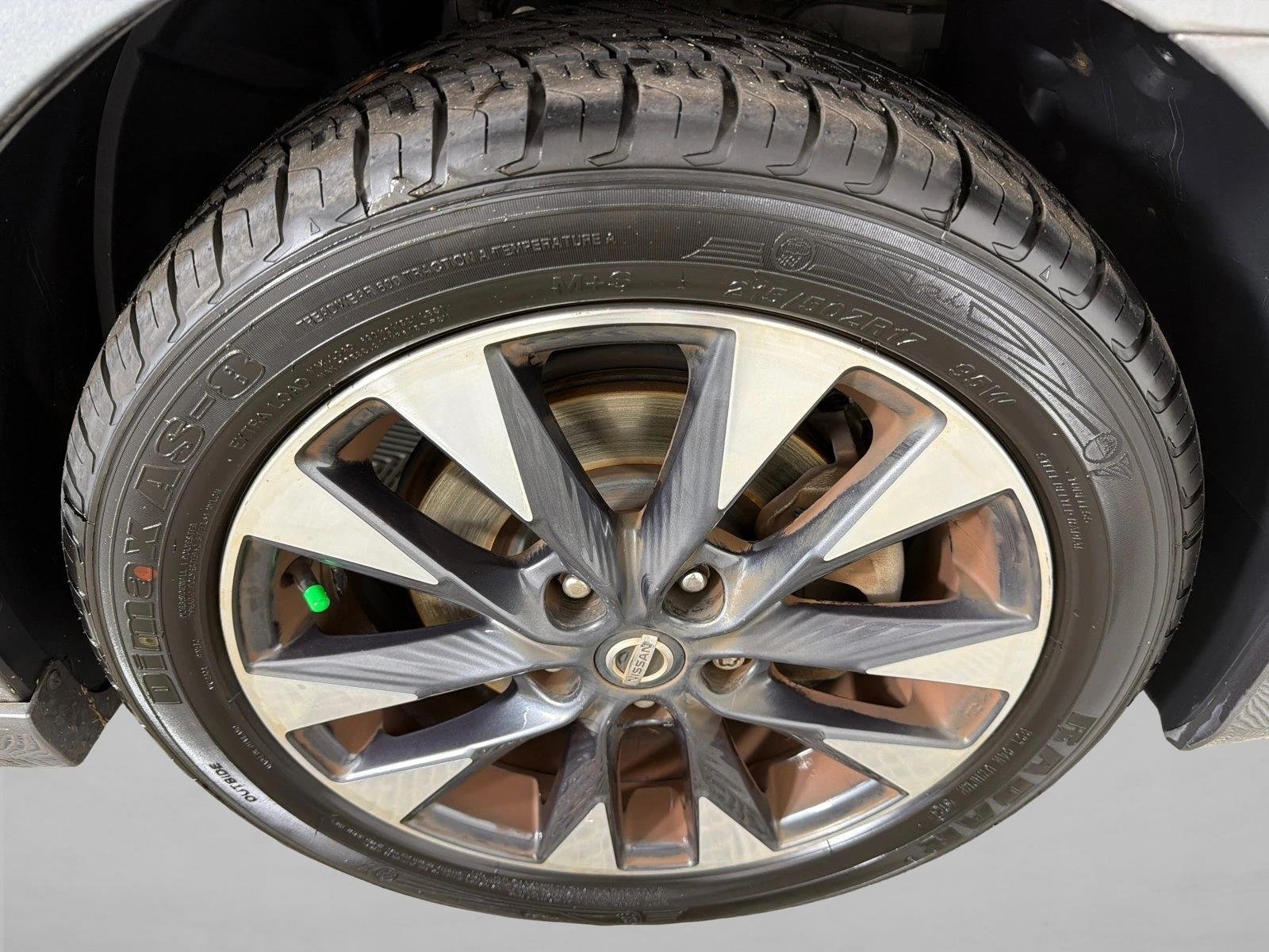 Used 2018 Gun Metallic Nissan SR Turbo image 13