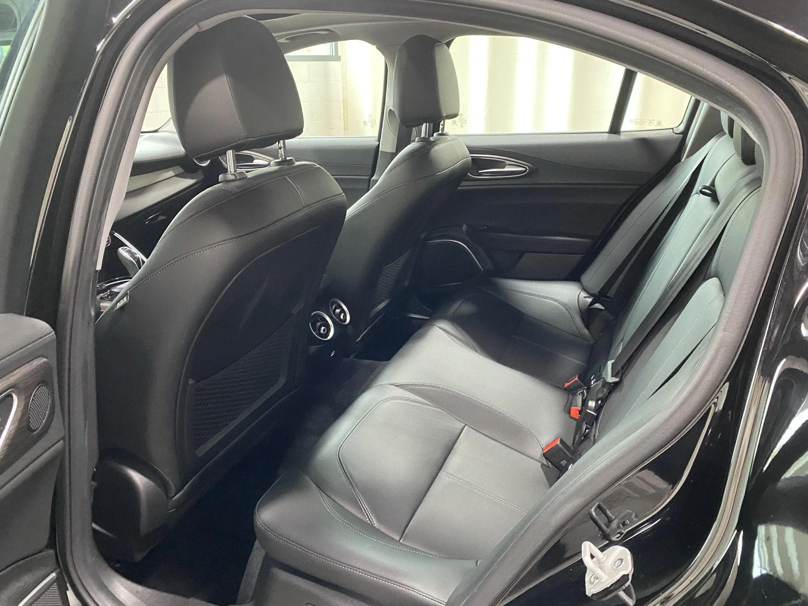 Used 2021 Alfa Black Alfa Romeo Ti image 14