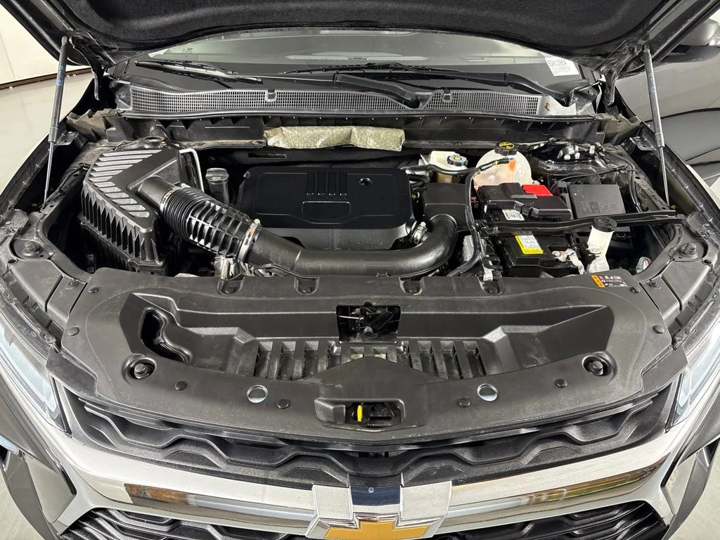 Used 2025 Black Chevrolet LT image 39