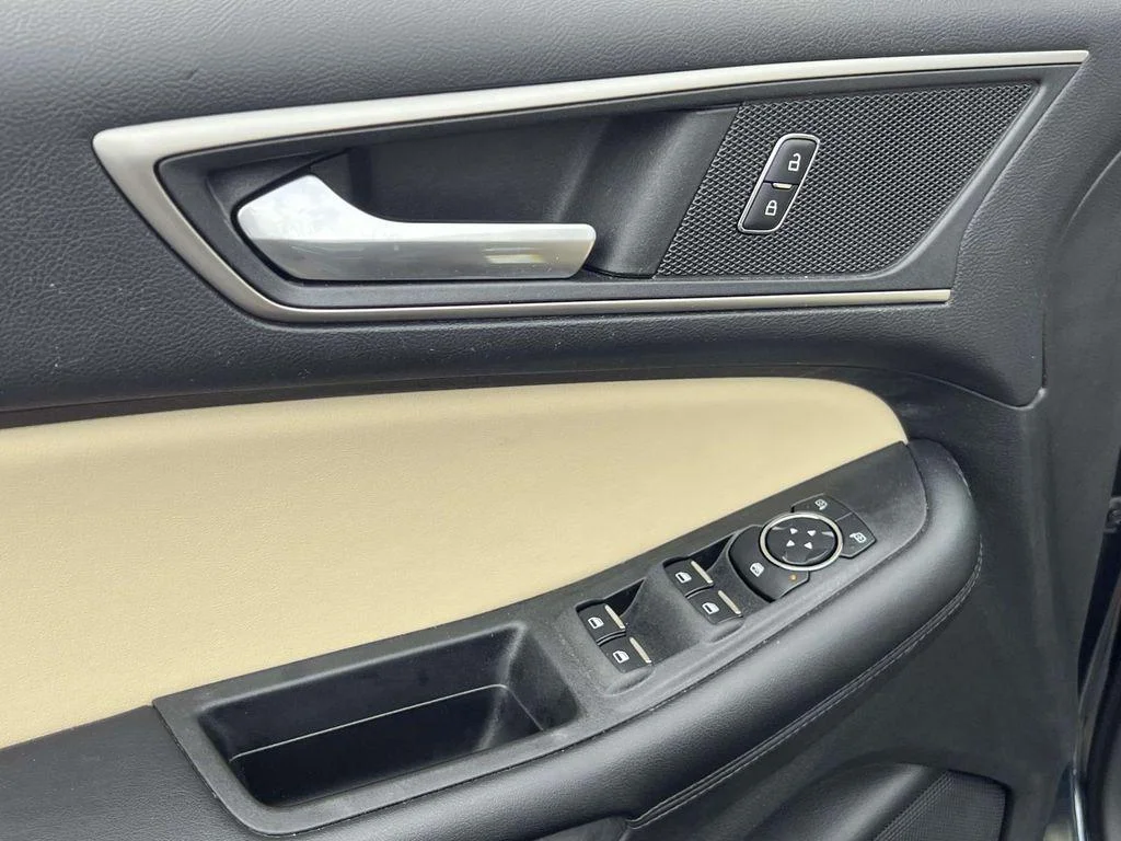 2022 Ford Edge SEL - Photo 21