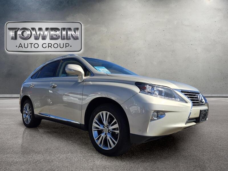 Used 2013 Cashmere Metallic LEXUS AWD 4DR image 2