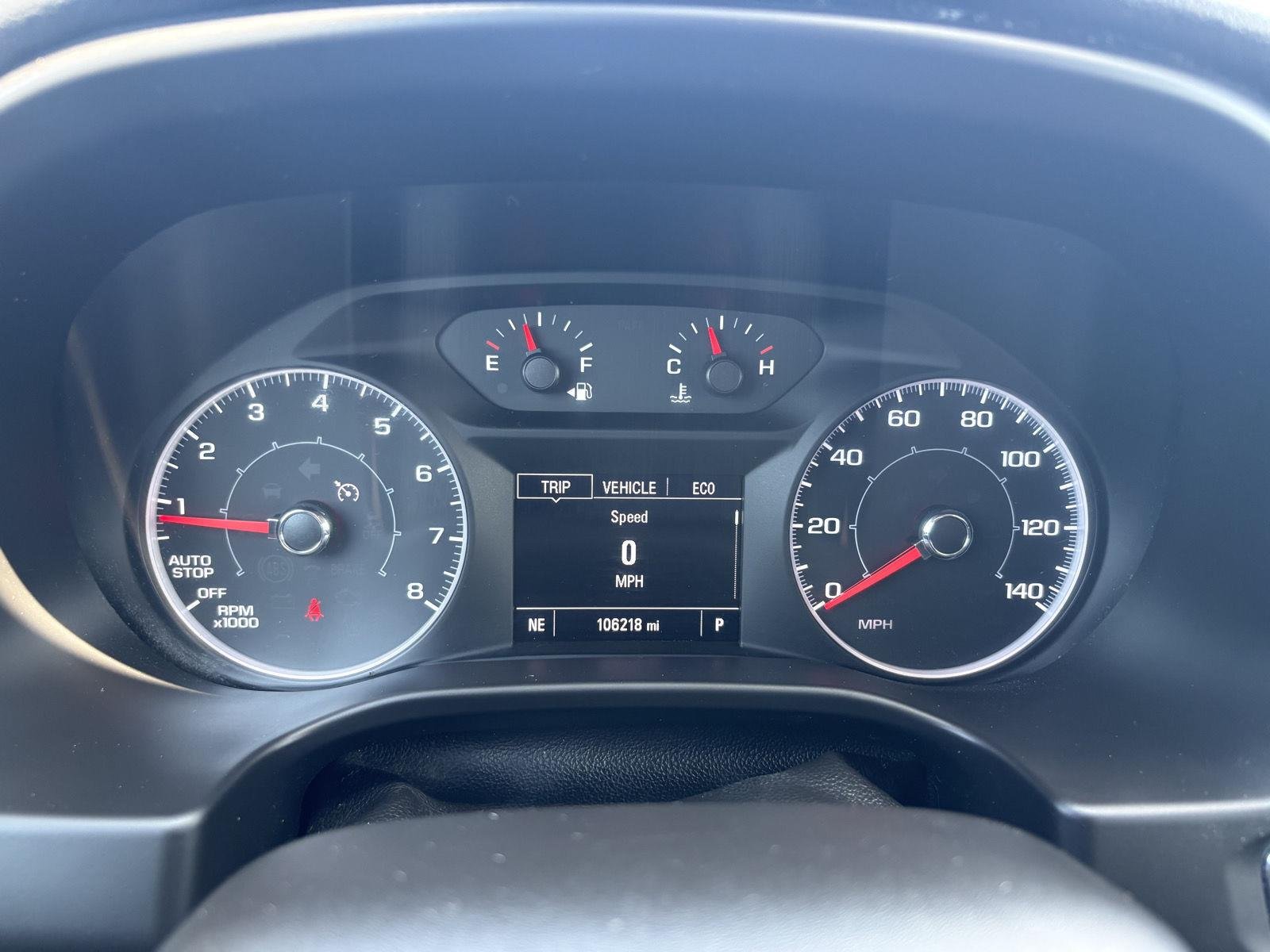 Used 2019 Pepperdust Metallic GMC SLE image 4
