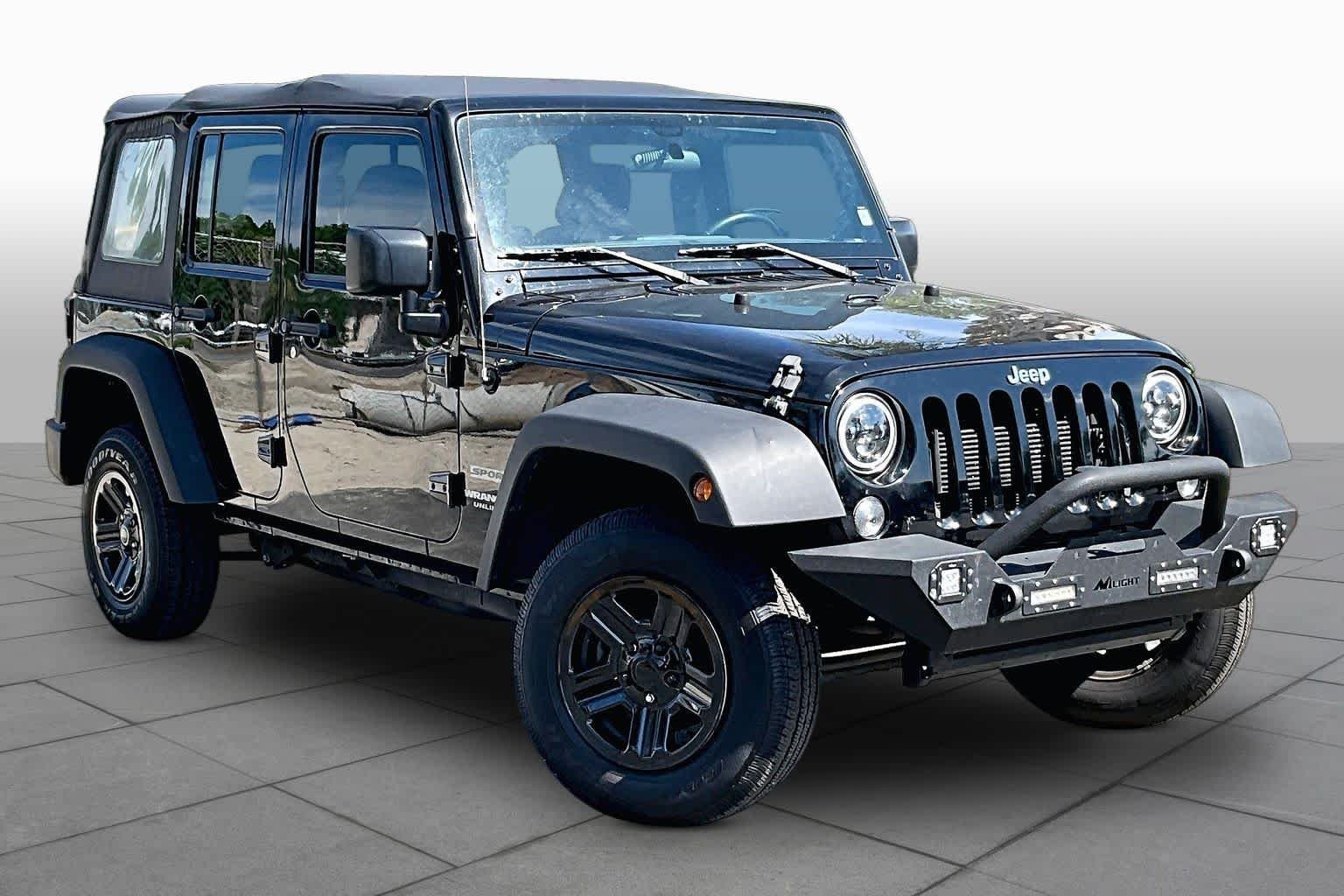 Used 2017 Black Clearcoat Jeep Sport image 3