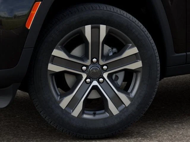 New 2027 High-Gloss Black Paint Jeep Limited image 60