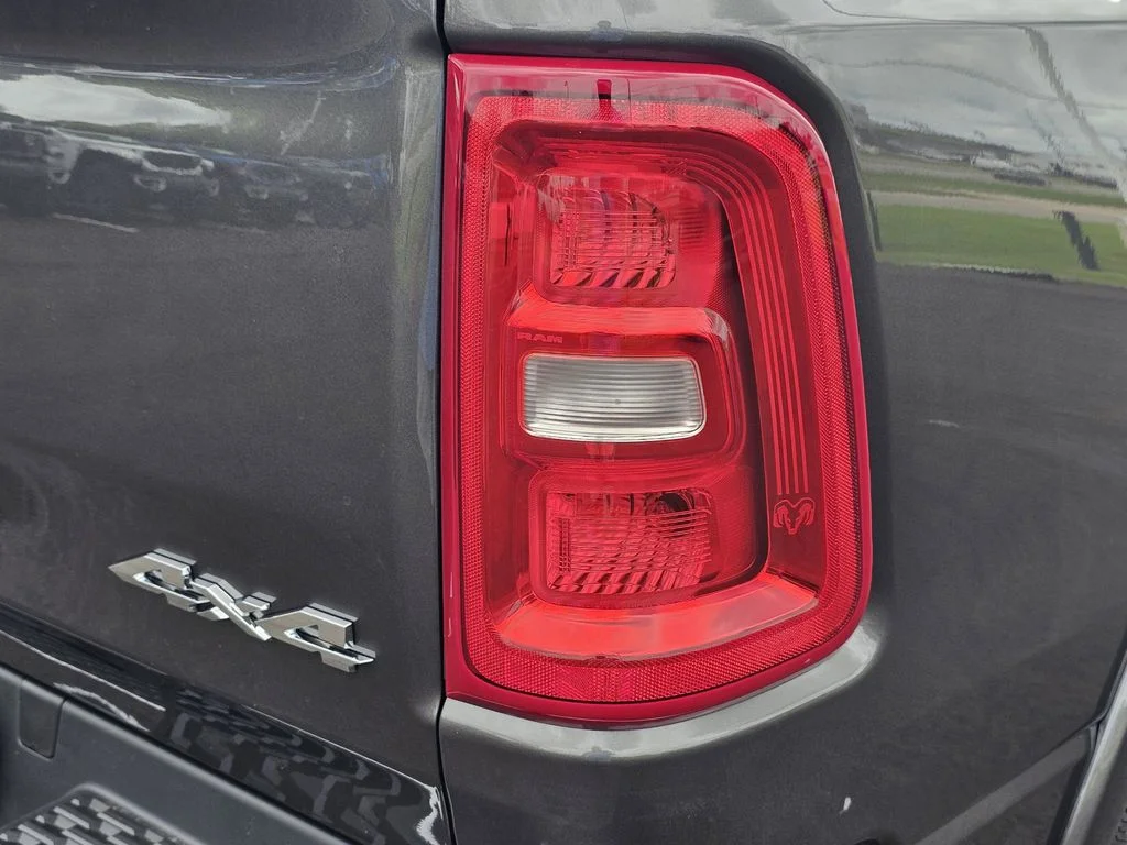 New 2026 Granite Crystal Metallic Clear-Coat Exterior Paint RAM Big Horn/Lone Star image 10