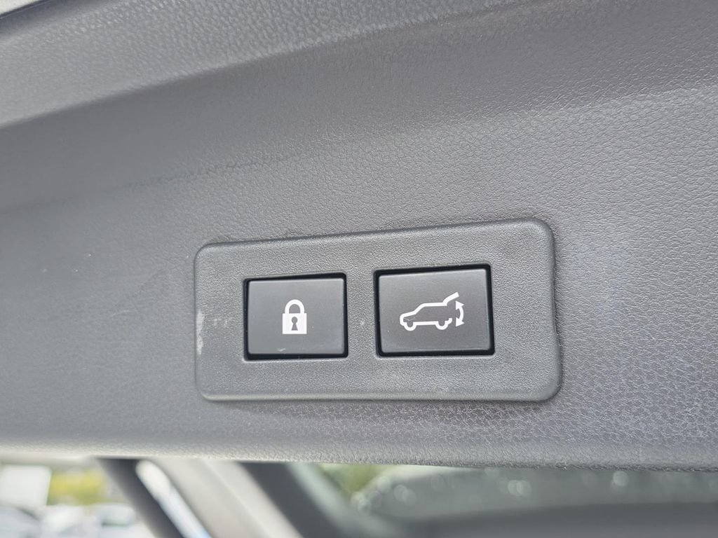 Used 2022 Gray Subaru Limited image 15