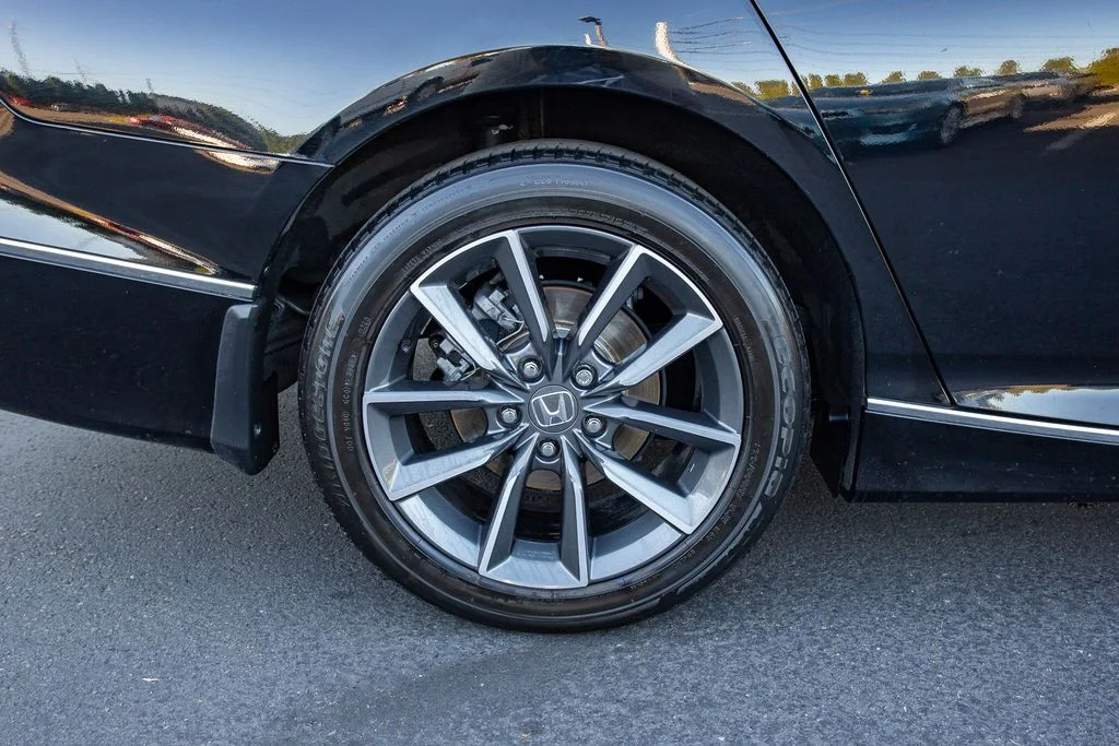 2021 Honda Accord EX-L - Photo 30