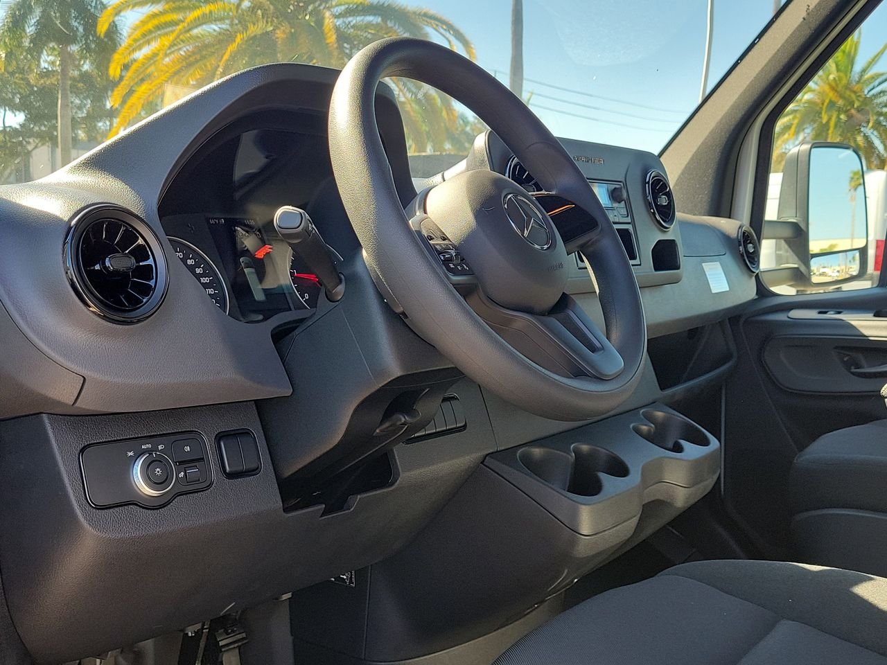 2024 Mercedes-Benz Sprinter Cab Chassis Base - Photo 10