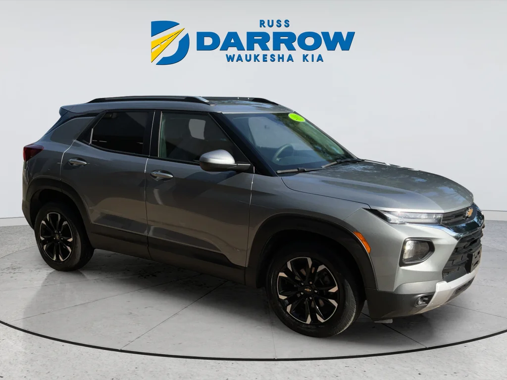 Used 2023 Gray Chevrolet LT image 7