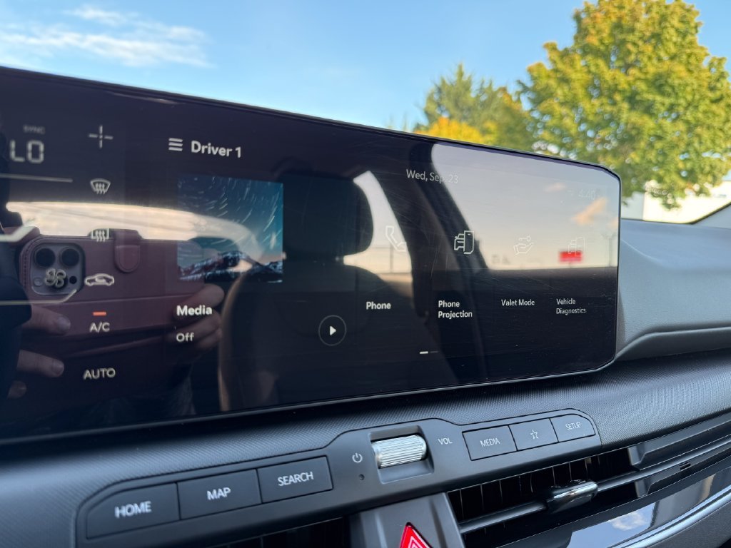 Certified Used 2025  Kia EX image 27