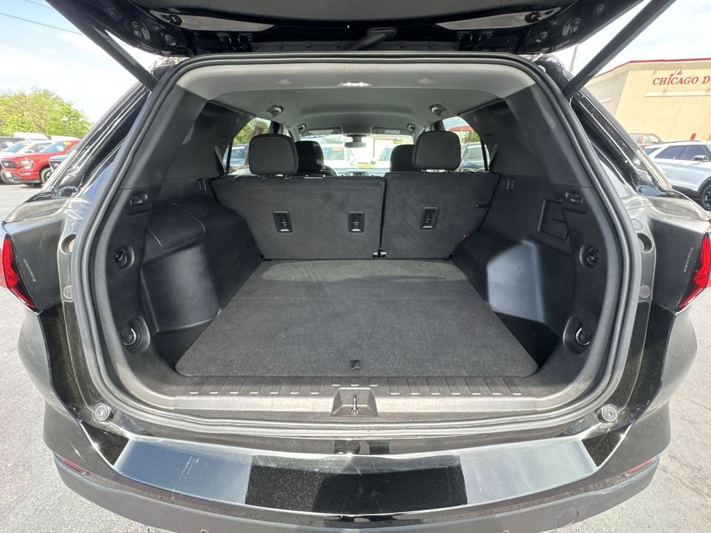 Used 2022 Black Chevrolet LT image 23