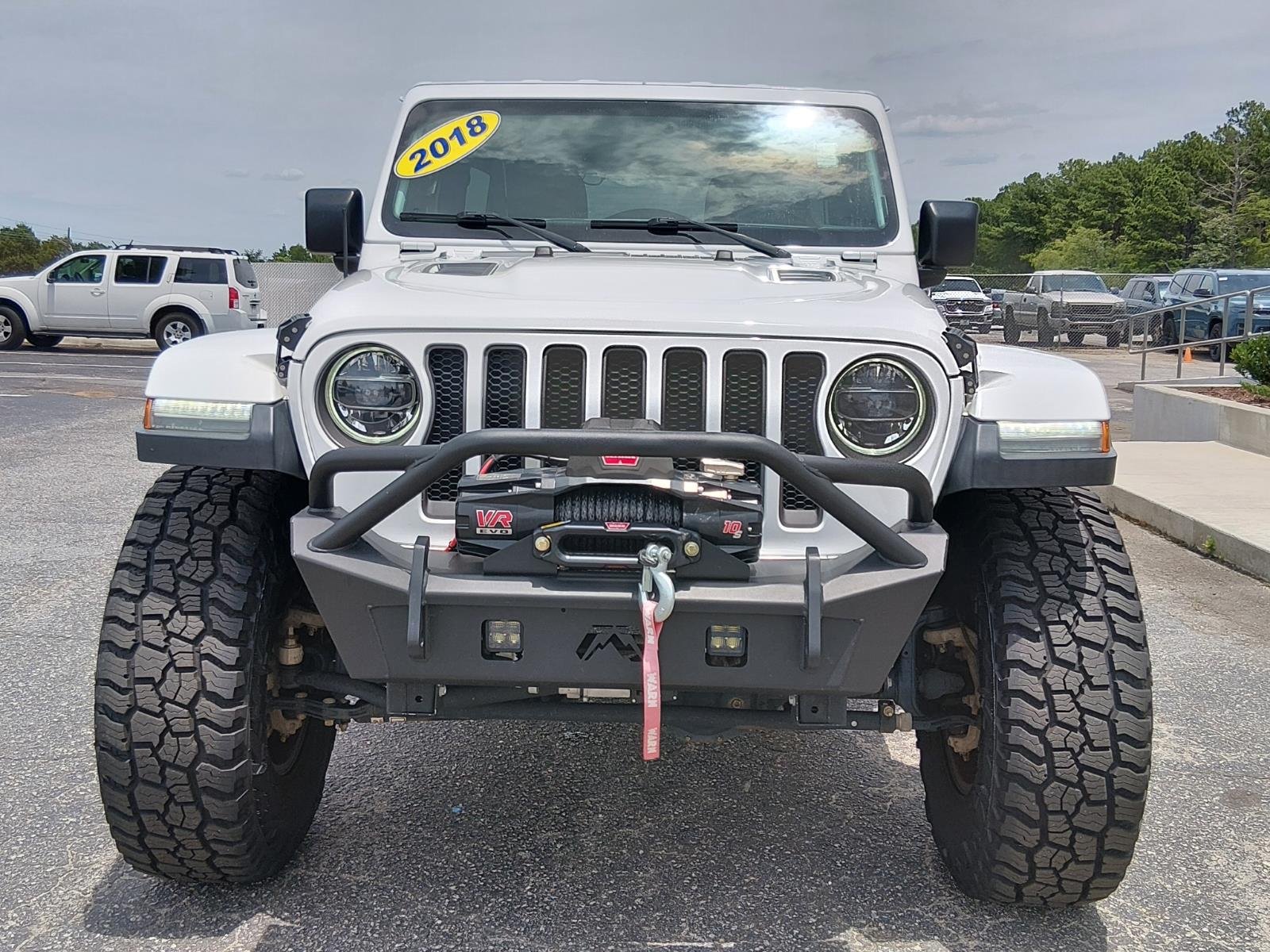 Used 2018 Bright White Clear Coat Jeep Rubicon image 8
