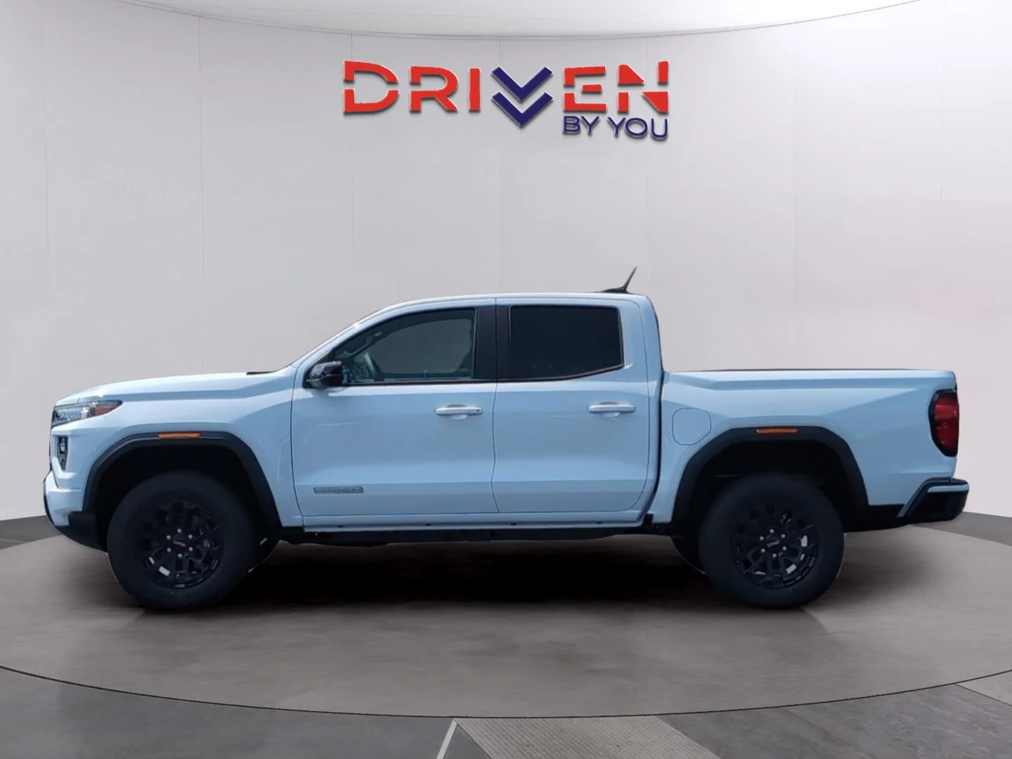 New 2026 Summit White GMC Elevation image 3