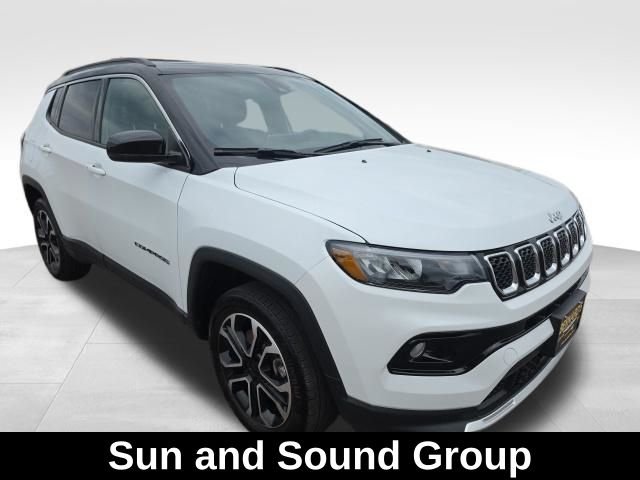 Used 2024 White Jeep Limited image 5