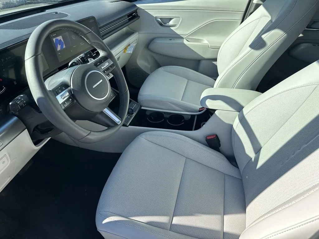 Used 2026 Gray Hyundai SEL Premium image 16