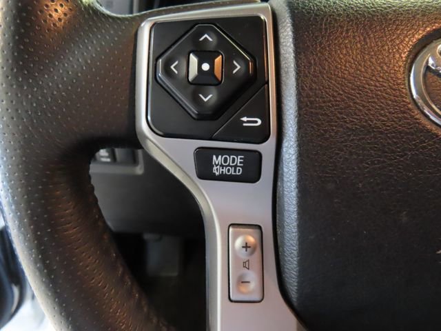 Used 2018 White Toyota SR5 Premium image 20