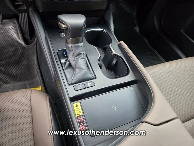 Certified Used 2025 White Lexus 300h image 31