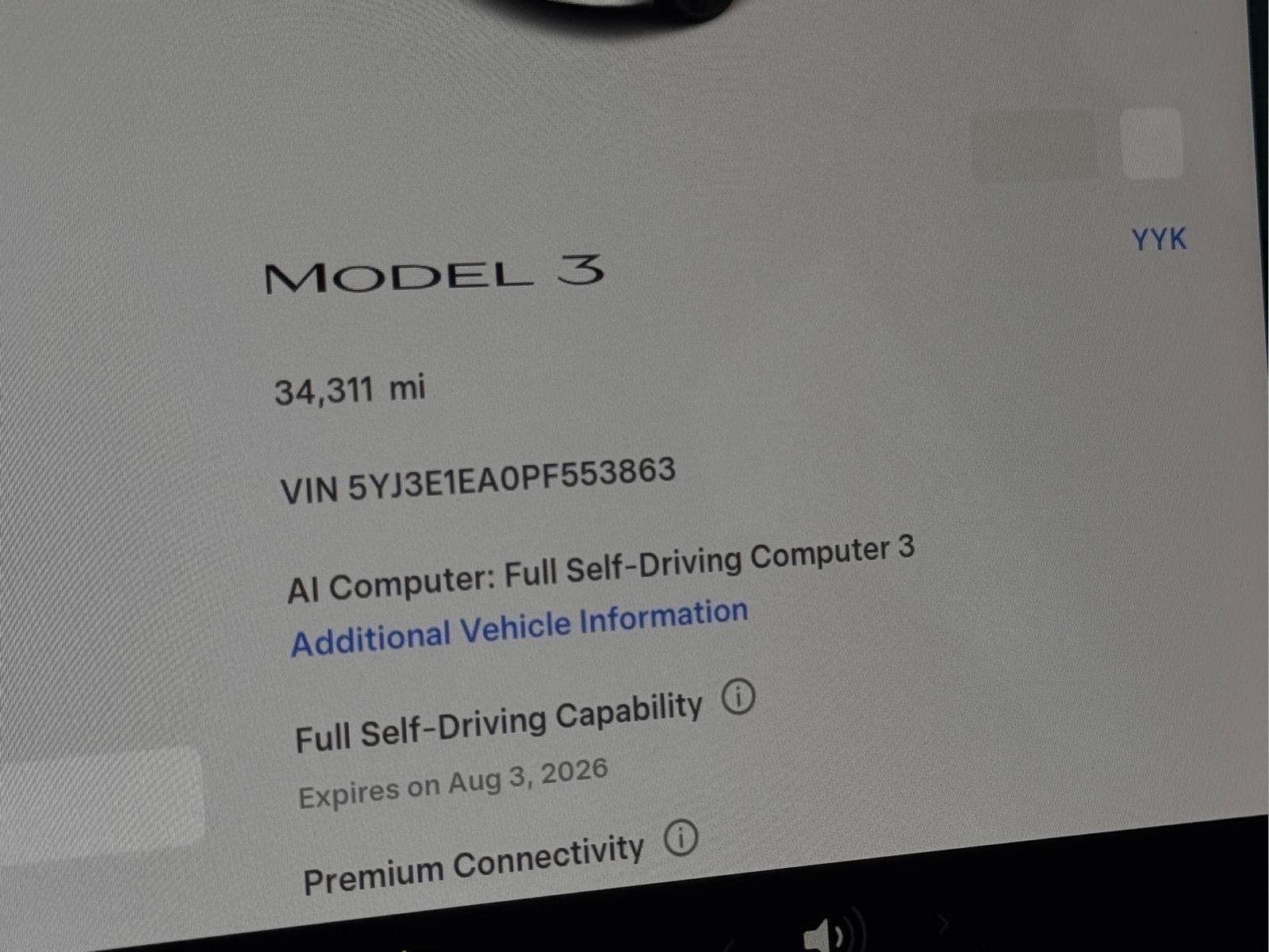 Used 2023  Tesla  image 20