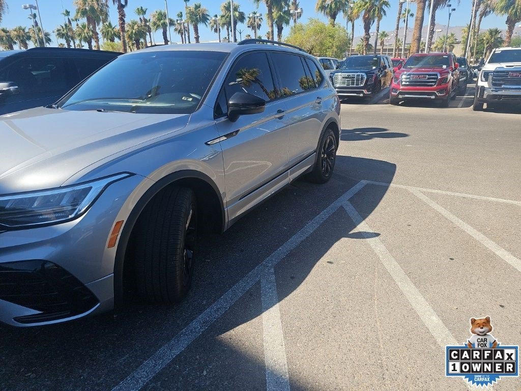 Used 2023 Platinum Gray Metallic Volkswagen SE R-Line Black image 24