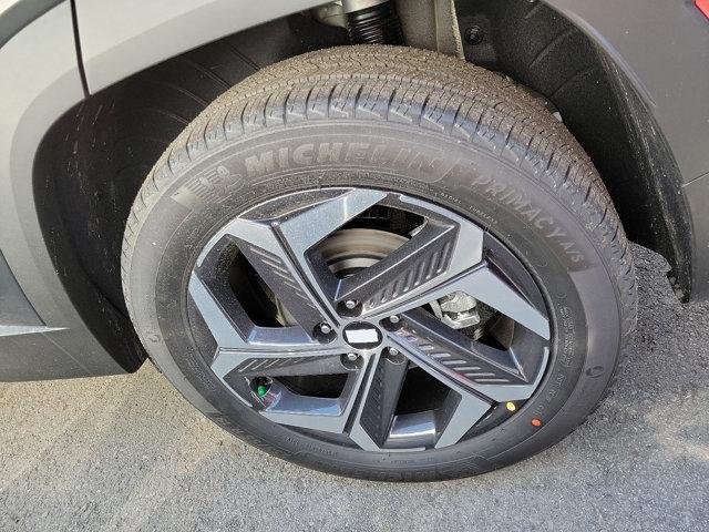 New 2024 Amazon Gray Hyundai Limited image 4