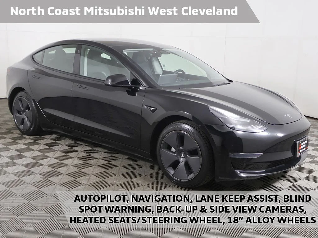 2023 Tesla Model 3 -'s photo