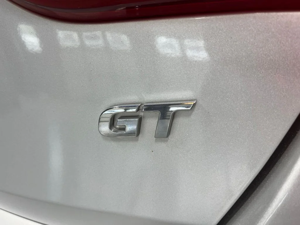 Used 2016 Silver Hyundai Base image 30