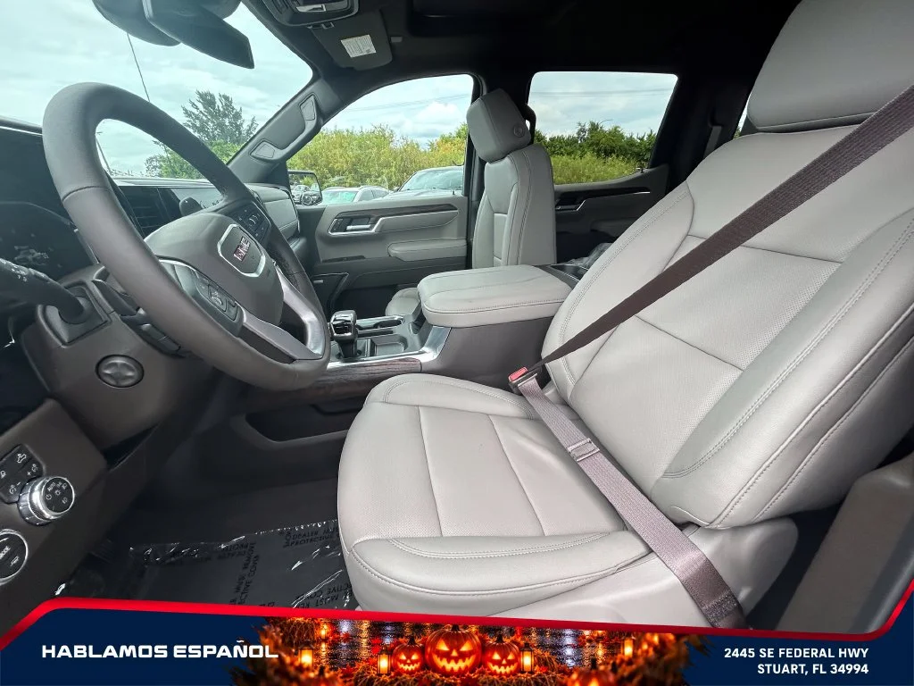 New 2026 Onyx Black GMC SLT image 8