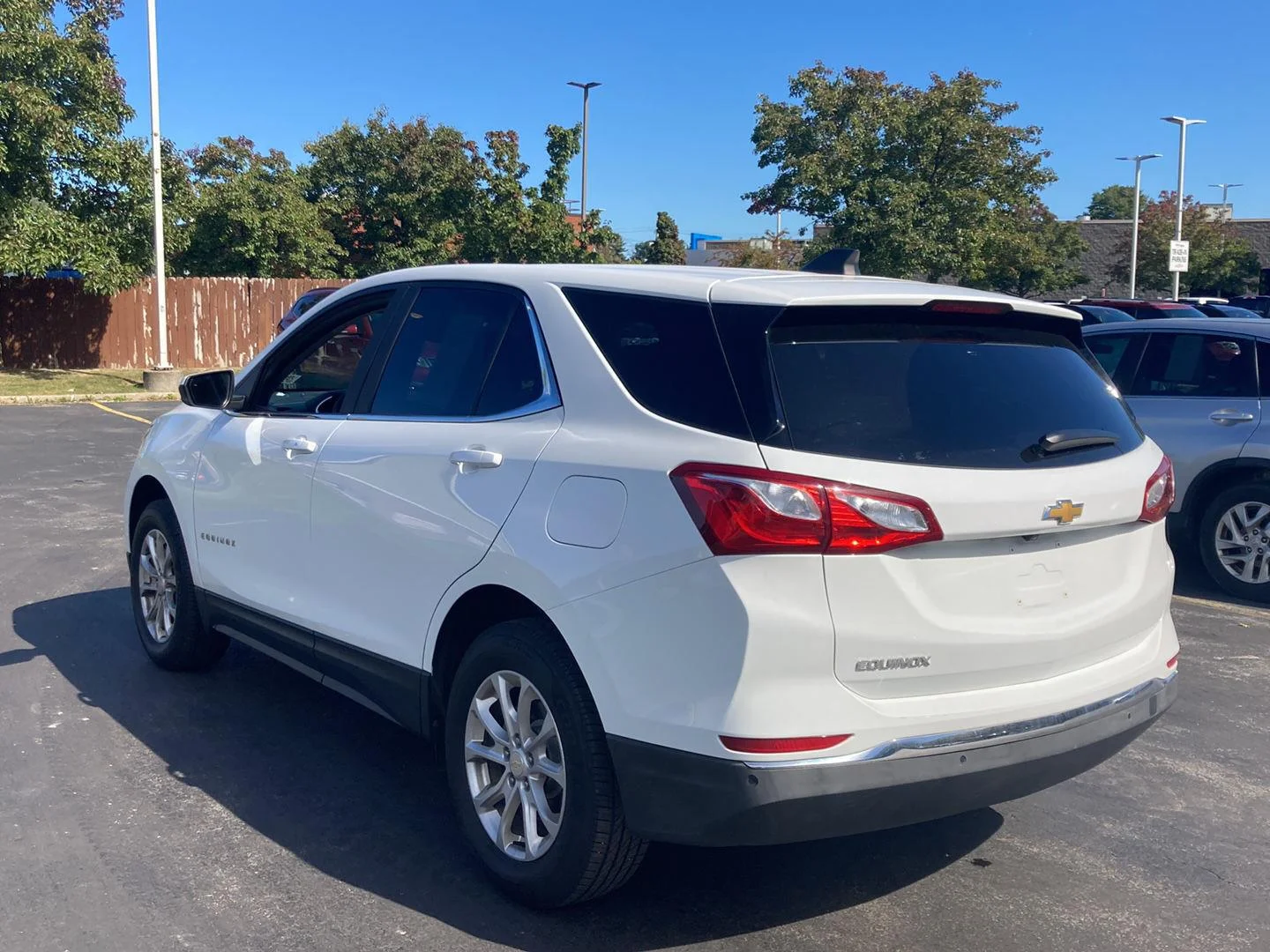 Used 2021 SUMMIT WHITE Chevrolet LT image 5