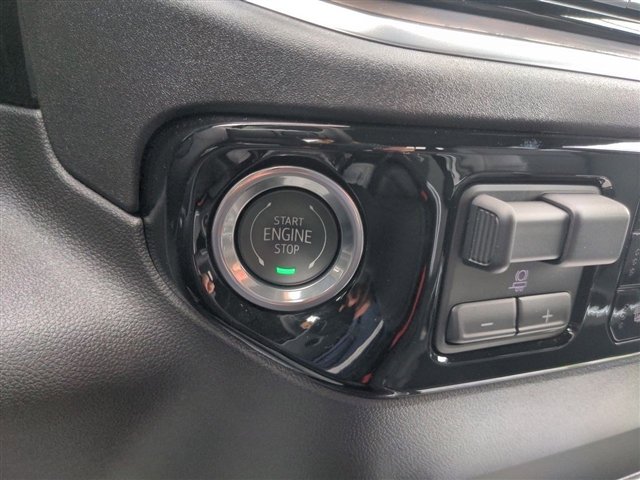 2025 GMC Sierra 3500HD SLT - Photo 76