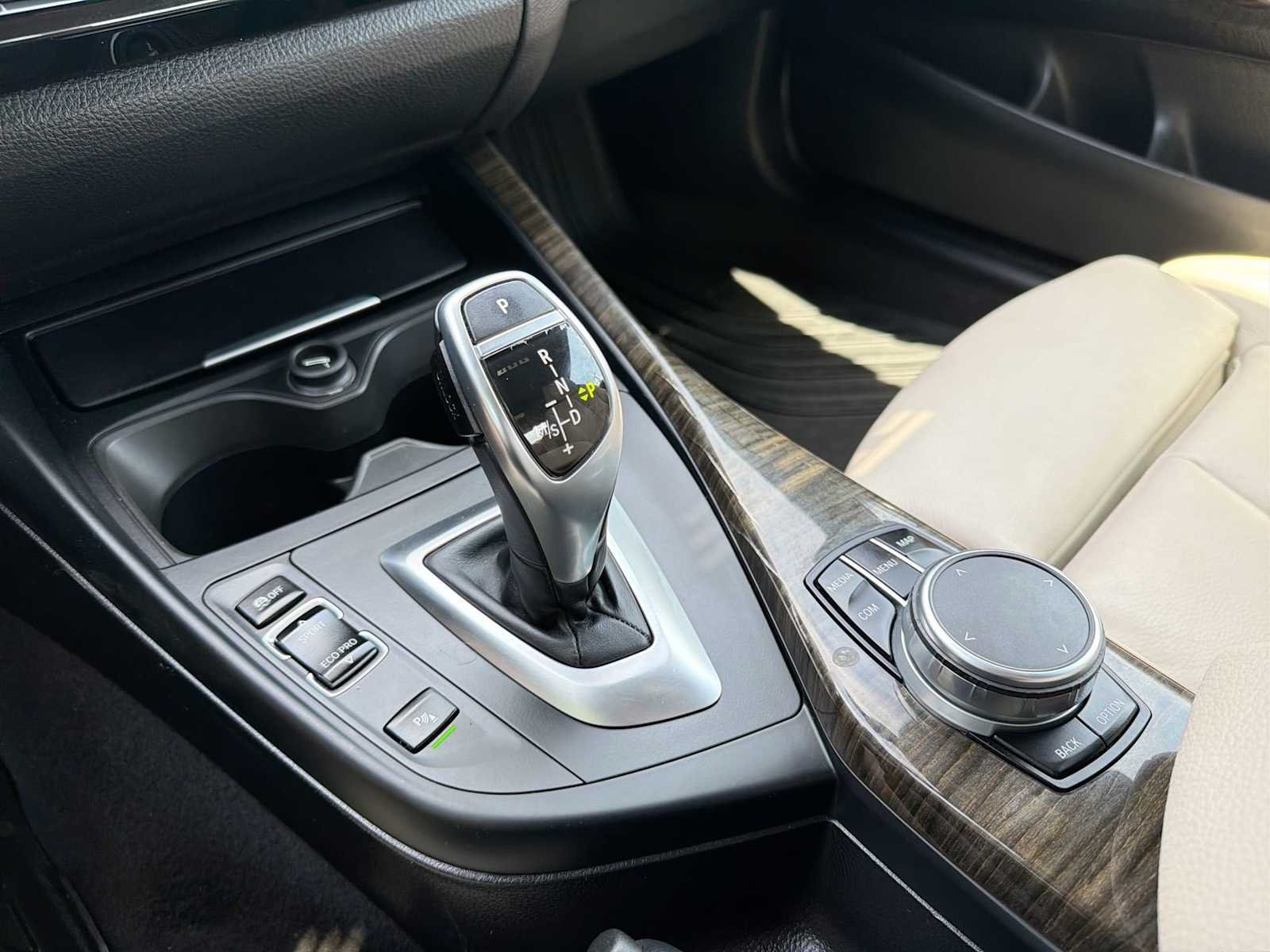 2017 BMW 2 Series 230i - Photo 29
