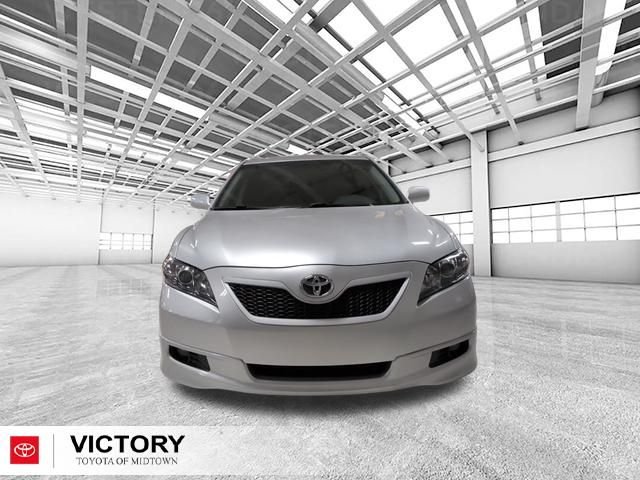 Used 2009 Silver Toyota SE image 10
