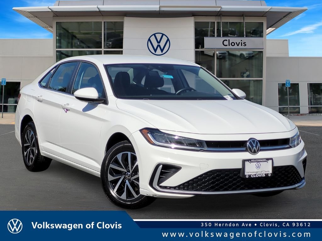 Used 2025 White Volkswagen 1.5T S image 1