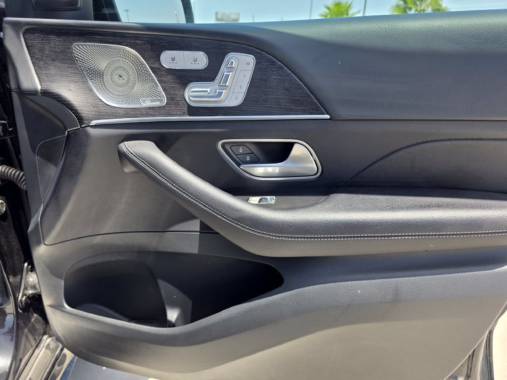 New 2026 Obsidian Black Metallic Mercedes-Benz GLE 350 image 48