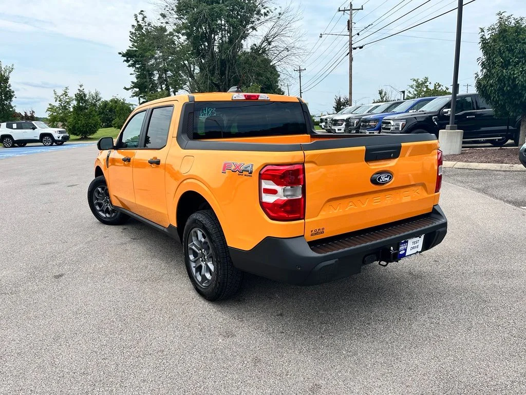 New 2026 Orange Ford XLT image 4