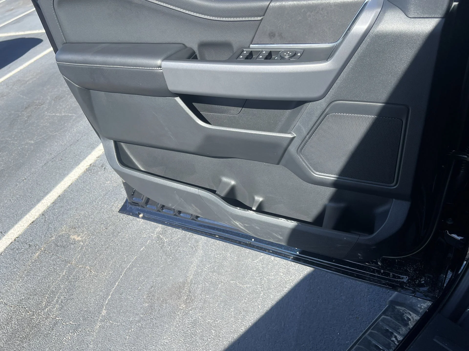 New 2026 Antimatter Blue Metallic Ford XLT image 17