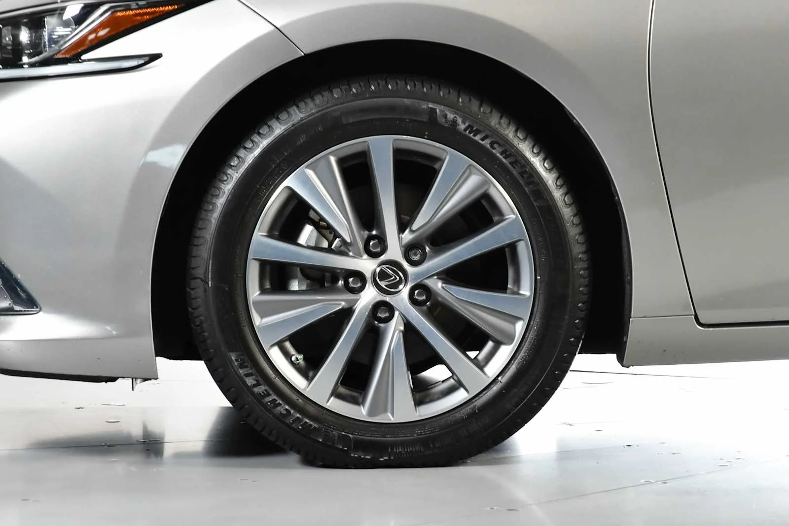Certified Used 2020 Atomic Silver Lexus  image 12