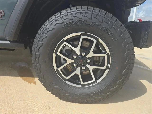 New 2026 Anvil Clear-Coat Exterior Paint Jeep Shadow Ops image 25