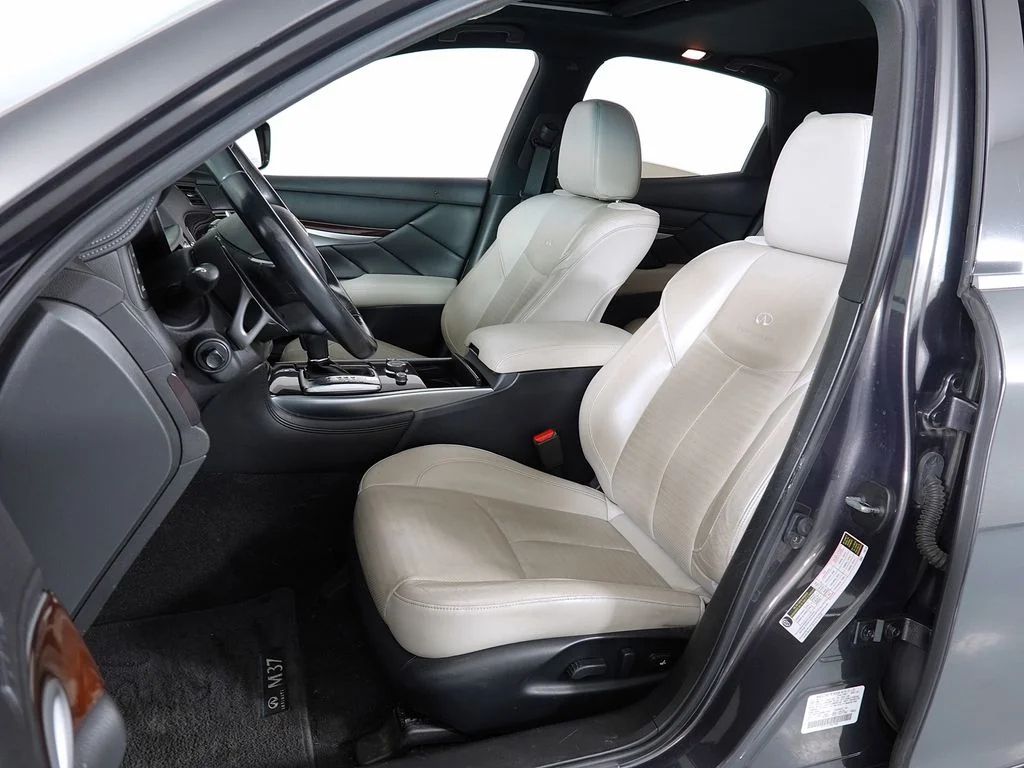 Used 2013 Gray INFINITI Base image 12