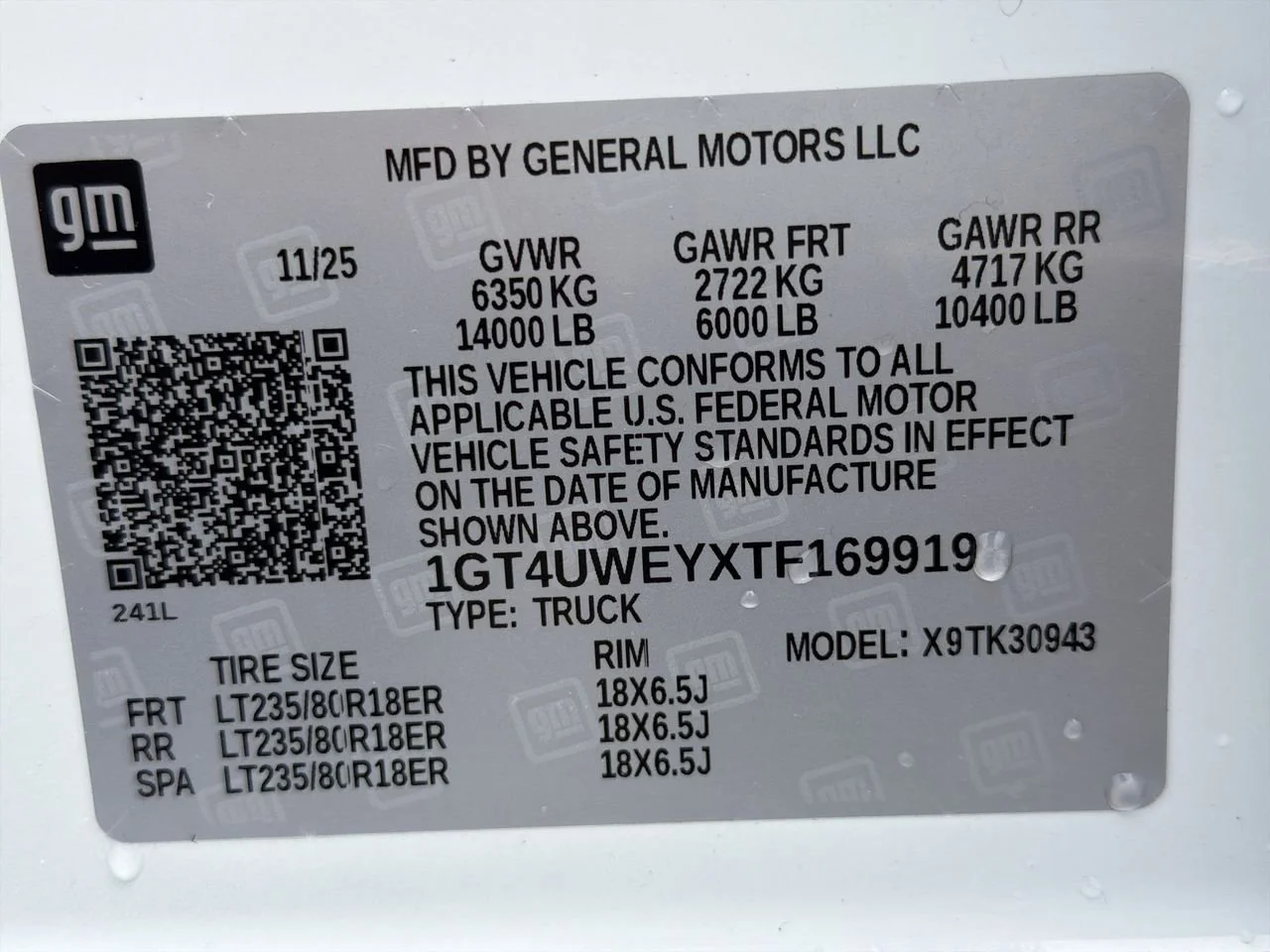 New 2026 Glacier White Tricoat GMC Denali DRW image 30
