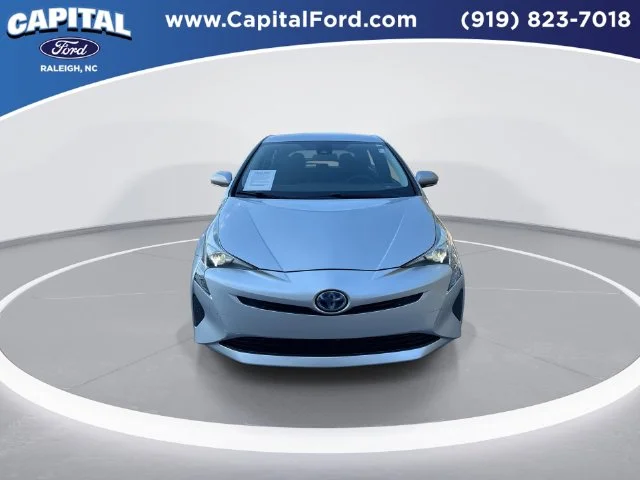 Used 2018 Silver Toyota Two image 3