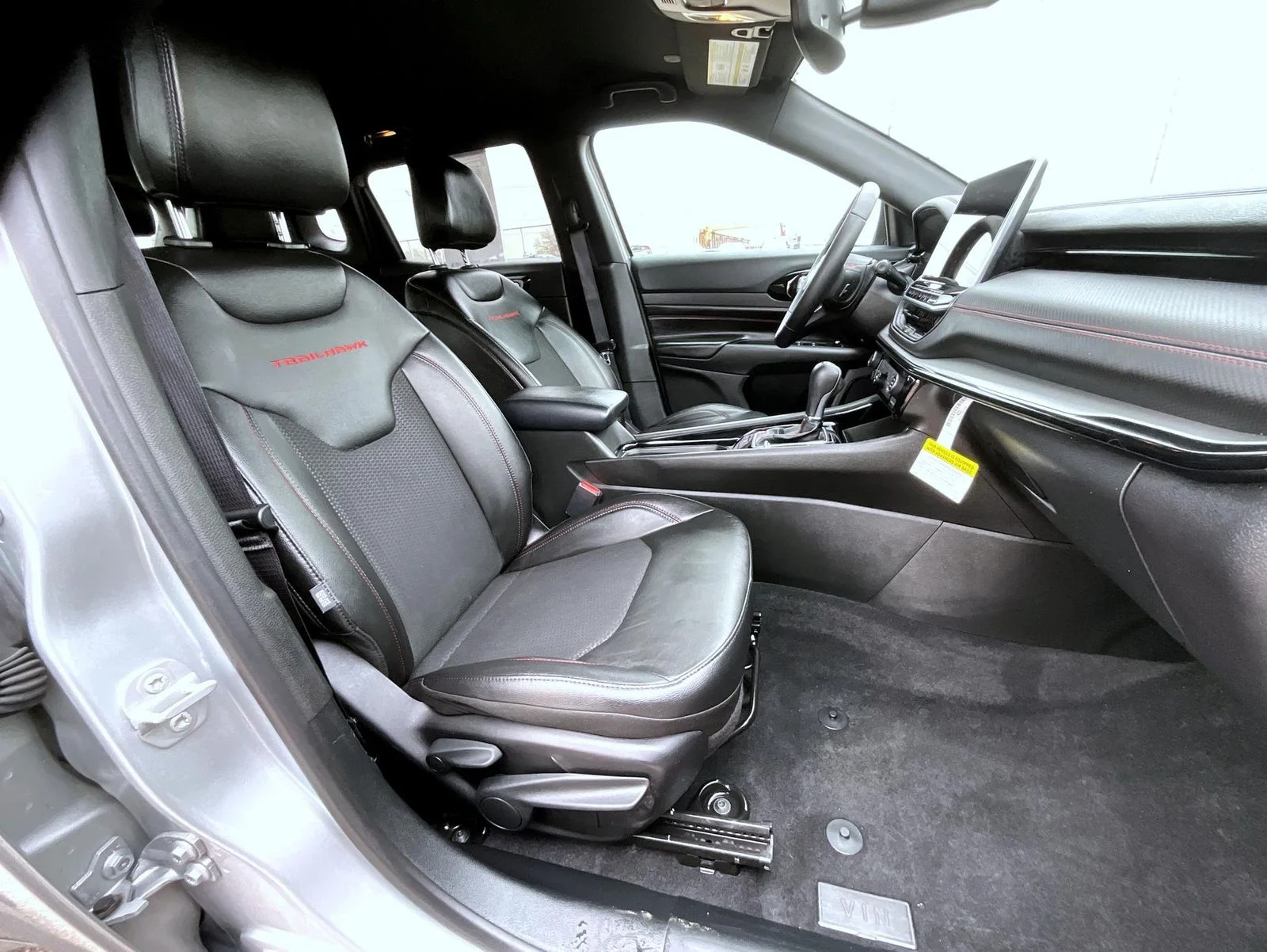 Used 2025 Silver Jeep Trailhawk image 16