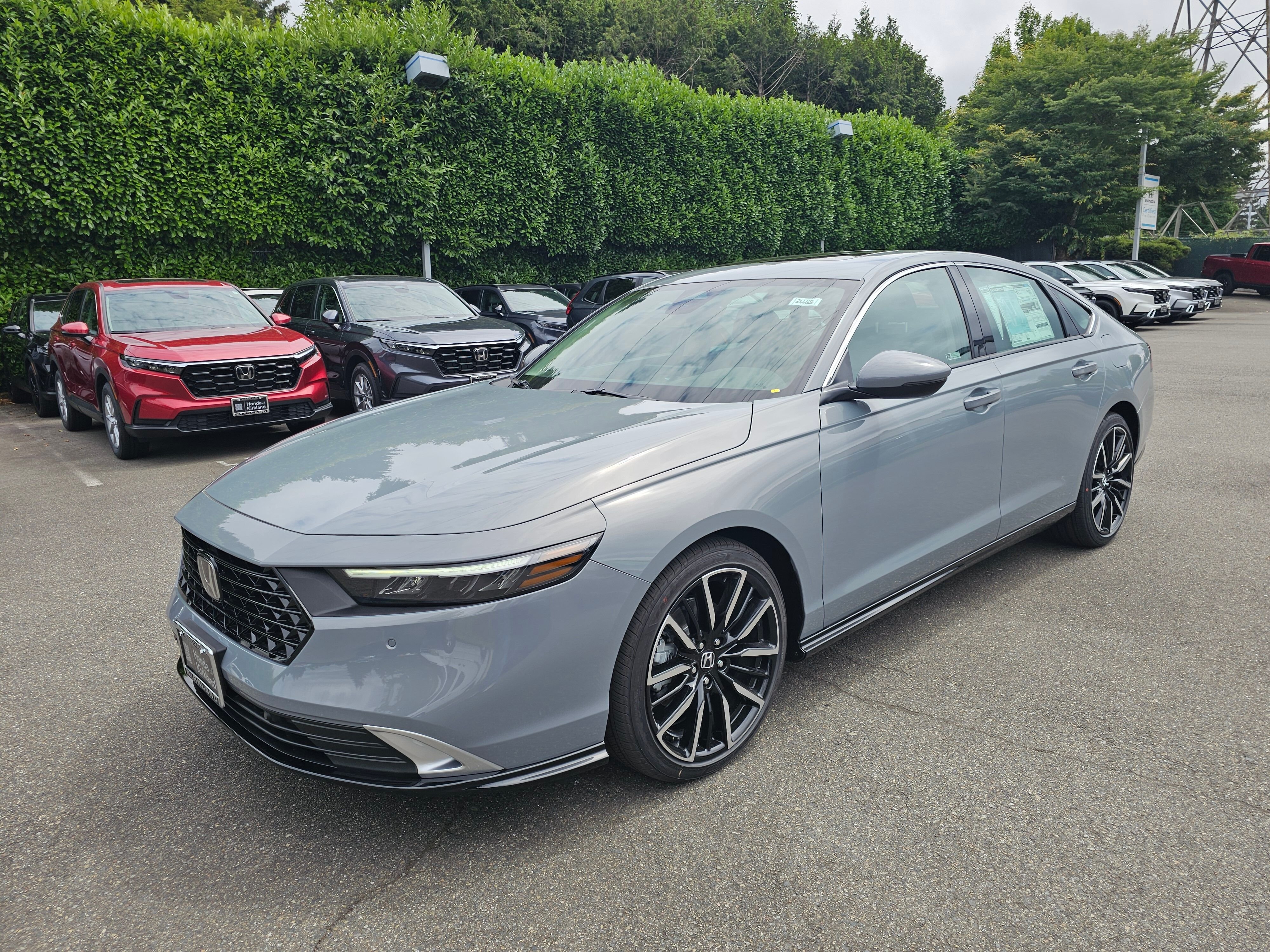 New 2026 Urban Gray Pearl Honda Touring image 4